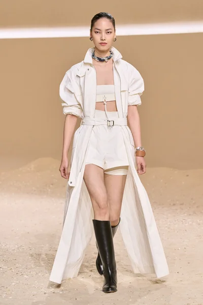 Look 42